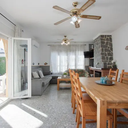 Erbanozi By Interhome Сasa de vacaciones *